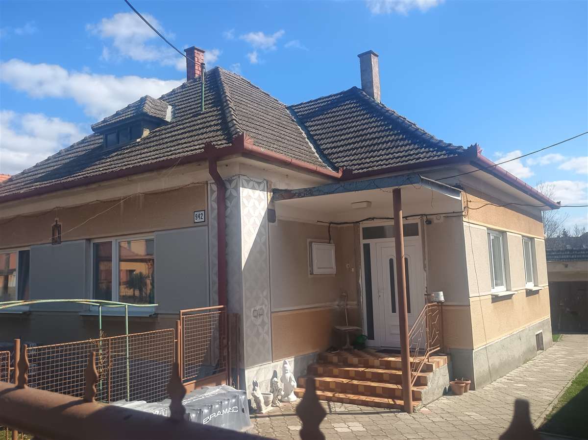 Rekonštrukcia Trstice Bramac klasic novo hnedá